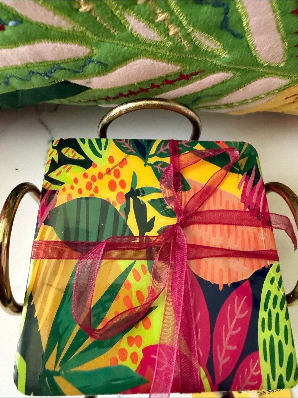 Ashland bold tropical